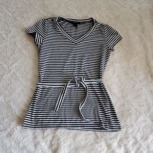 Striped, short sleeved, tie waist tee.